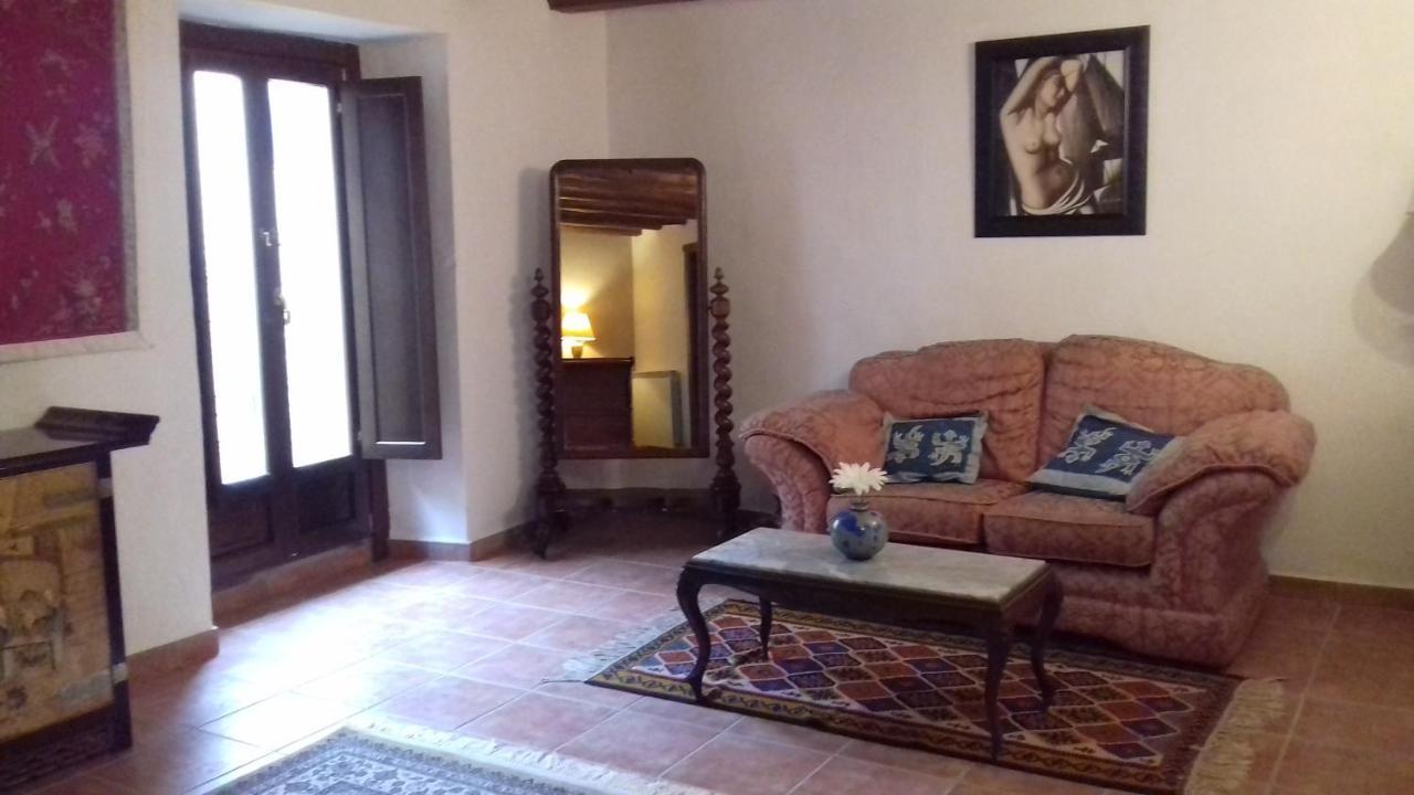 Casa Amparo Bed and Breakfast San Martín de Unx Eksteriør billede