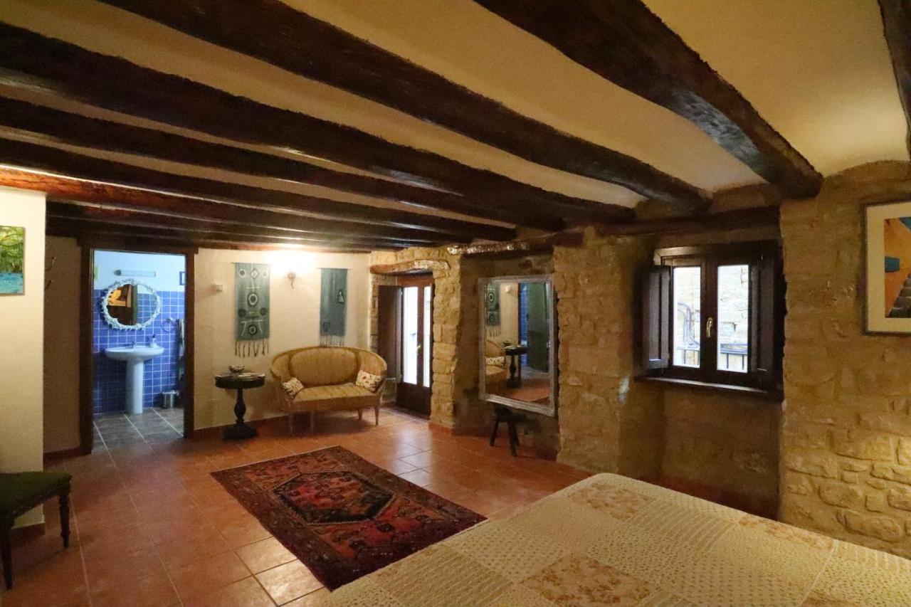Casa Amparo Bed and Breakfast San Martín de Unx Eksteriør billede